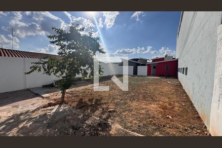 Casa à venda com 468m², 4 quartos e 8 vagasQuintal