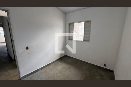 Casa à venda com 468m², 4 quartos e 8 vagasQuarto 2 Casa 2