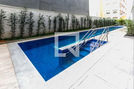 Studio à venda com 28m², 1 quarto e sem vagaÁrea comum - Piscina