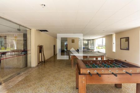 Apartamento para alugar com 100m², 2 quartos e 1 vaga Apartamento para alugar com 100m², 2 quartos e 1 vagaSalão de Jogos