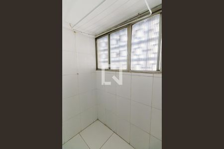 Apartamento para alugar com 100m², 2 quartos e 1 vaga Apartamento para alugar com 100m², 2 quartos e 1 vagaLavanderia