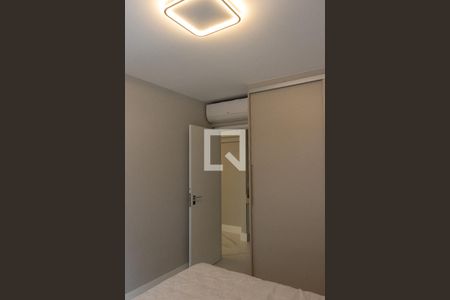 Quarto de apartamento à venda com 1 quarto, 52m² em Cerqueira César, São Paulo