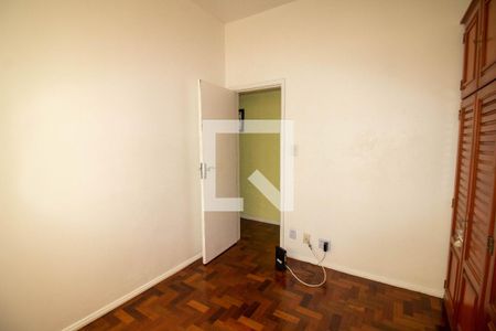 Apartamento à venda com 100m², 3 quartos e 1 vagaQuarto 2