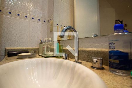 Banheiro da Suíte de apartamento à venda com 3 quartos, 100m² em Tijuca, Rio de Janeiro