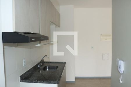 Sala/Cozinha de apartamento para alugar com 3 quartos, 62m² em Vila Monte Serrat, Cotia