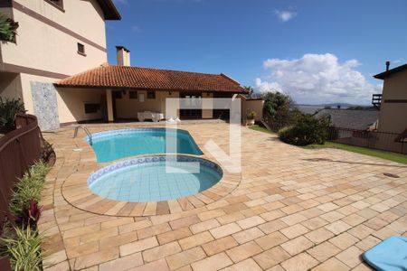 Casa de condomínio à venda com 211m², 3 quartos e 2 vagas Casa de condomínio à venda com 211m², 3 quartos e 2 vagasÁrea comum - Piscina