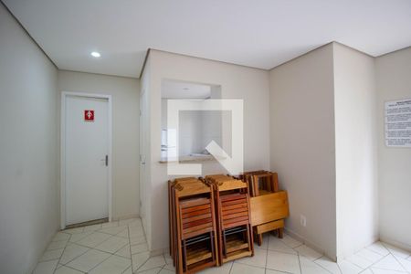 Apartamento para alugar com 50m², 2 quartos e 1 vaga Apartamento para alugar com 50m², 2 quartos e 1 vagaÁrea comum - Salão de festas