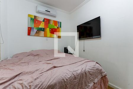 Suíte de casa à venda com 4 quartos, 180m² em Vila Medeiros, São Paulo
