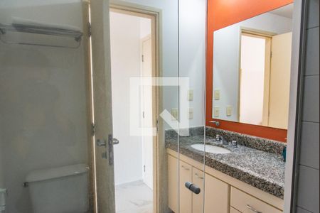 Studio à venda com 30m², 1 quarto e 1 vaga Studio à venda com 30m², 1 quarto e 1 vagaBanheiro