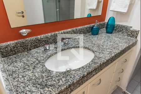 Studio à venda com 30m², 1 quarto e 1 vaga Studio à venda com 30m², 1 quarto e 1 vagaBanheiro