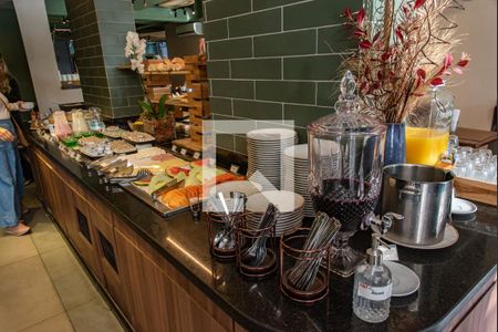 Studio à venda com 30m², 1 quarto e 1 vaga Studio à venda com 30m², 1 quarto e 1 vagaRestaurante