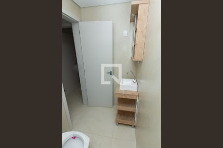 Apartamento à venda com 82m², 2 quartos e sem vagaBanheiro
