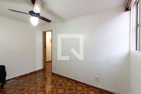 Quarto 2 de apartamento para alugar com 2 quartos, 64m² em Conjunto Habitacional A. E. Carvalho, São Paulo