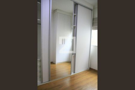 Casa à venda com 150m², 3 quartos e 2 vagasCloset do quarto 2