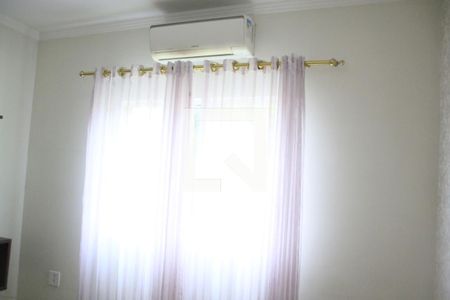 Casa à venda com 150m², 3 quartos e 2 vagasAr condicionado