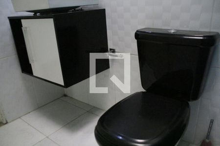 Casa à venda com 150m², 3 quartos e 2 vagasBanheiro