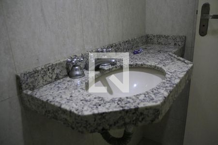 Banheiro Corredor de casa à venda com 3 quartos, 150m² em Vila Jacuí, São Paulo