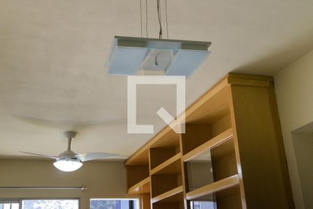 Sala de apartamento à venda com 1 quarto, 60m² em Jacarepaguá, Rio de Janeiro