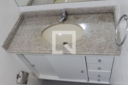 Apartamento à venda com 60m², 1 quarto e 1 vaga Apartamento à venda com 60m², 1 quarto e 1 vagaBanheiro