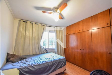 Quarto 01 de casa à venda com 2 quartos, 90m² em Parque Colonial, São Paulo