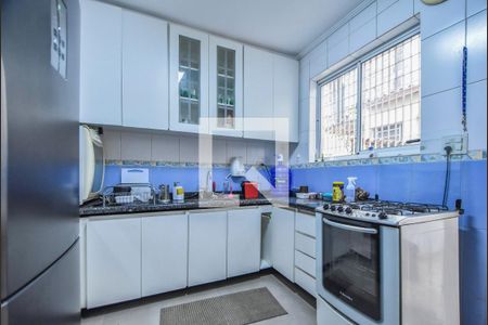 Casa à venda com 90m², 2 quartos e 2 vagasCozinha