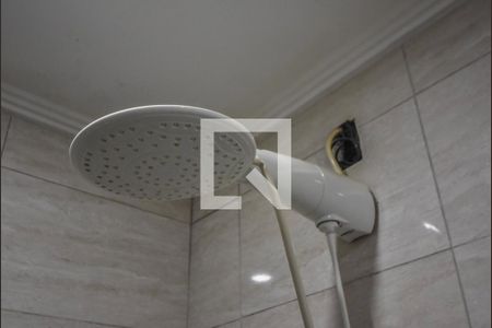 Casa à venda com 90m², 2 quartos e 2 vagasBanheiro