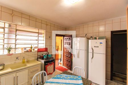 Casa à venda com 430m², 5 quartos e 5 vagasCozinha