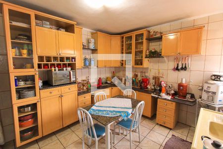 Casa à venda com 430m², 5 quartos e 5 vagasCozinha