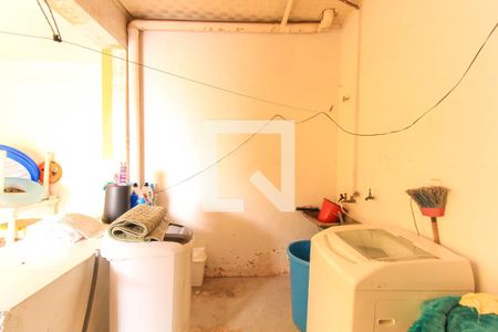 Casa à venda com 430m², 5 quartos e 5 vagasÁrea de Serviço