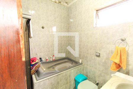 Casa à venda com 430m², 5 quartos e 5 vagasBanheiro do Quarto 3