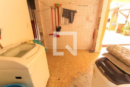 Casa à venda com 430m², 5 quartos e 5 vagasÁrea de Serviço