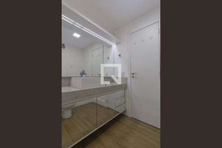 Apartamento para alugar com 172m², 3 quartos e 3 vagasBanheiro do Quarto 2