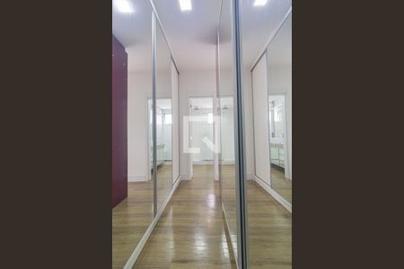 Apartamento para alugar com 172m², 3 quartos e 3 vagasCloset do quarto 2