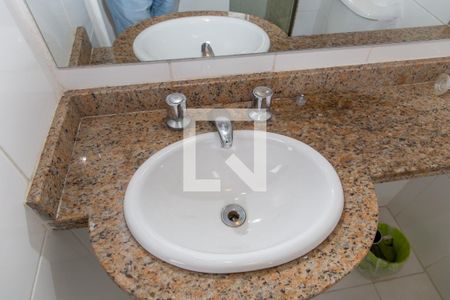 Apartamento para alugar com 72m², 3 quartos e 2 vagasDetalhe banheiro