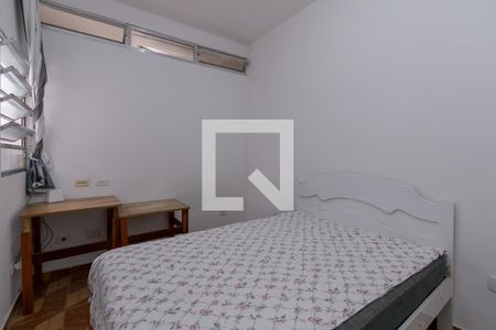 Suíte de casa à venda com 4 quartos, 188m² em Jardim Aeroporto, São Paulo