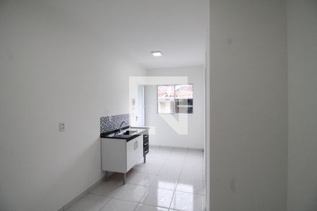 Sala/Cozinha de kitnet/studio para alugar com 1 quarto, 22m² em Vila Granada, São Paulo