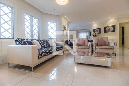 Sala de Estar de casa de condomínio para alugar com 6 quartos, 600m² em Alphaville, Santana de Parnaíba