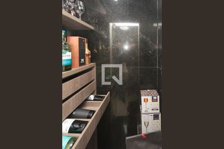 Casa à venda com 200m², 3 quartos e 4 vagasAdega