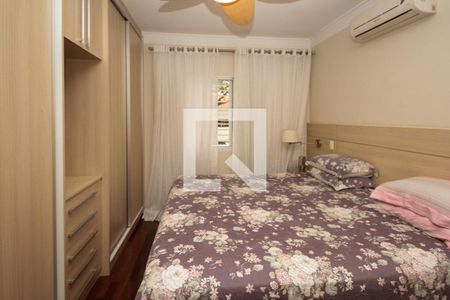 Casa à venda com 200m², 3 quartos e 4 vagasSuite