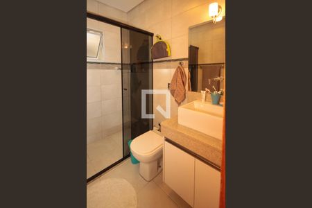 Casa à venda com 200m², 3 quartos e 4 vagasBanheiro