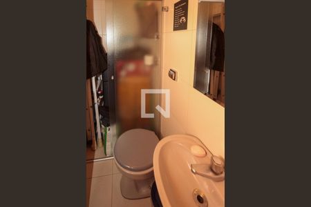 Casa à venda com 200m², 3 quartos e 4 vagasBanheiro de Serviço