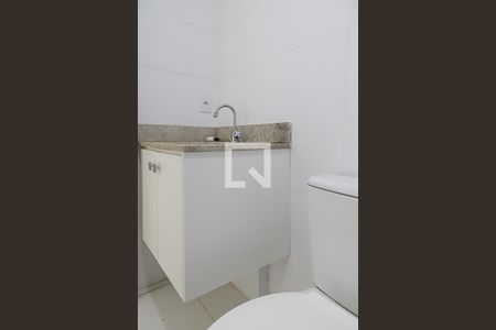 Apartamento para alugar com 65m², 2 quartos e 1 vagaBanheiro da suíte