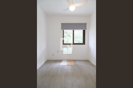 Quarto de apartamento para alugar com 2 quartos, 65m² em Recreio dos Bandeirantes, Rio de Janeiro