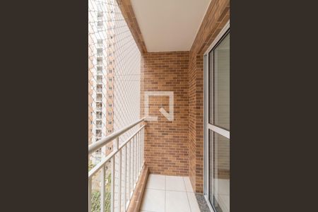 Apartamento à venda com 58m², 2 quartos e 1 vaga Apartamento à venda com 58m², 2 quartos e 1 vagaVaranda