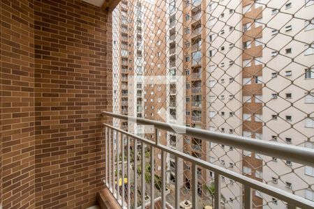 Apartamento à venda com 58m², 2 quartos e 1 vaga Apartamento à venda com 58m², 2 quartos e 1 vagaVaranda