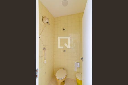 Apartamento para alugar com 119m², 2 quartos e sem vagaBanheiro de Serviço