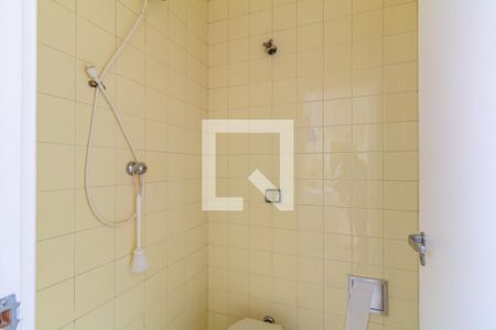 Apartamento para alugar com 119m², 2 quartos e sem vagaBanheiro de Serviço