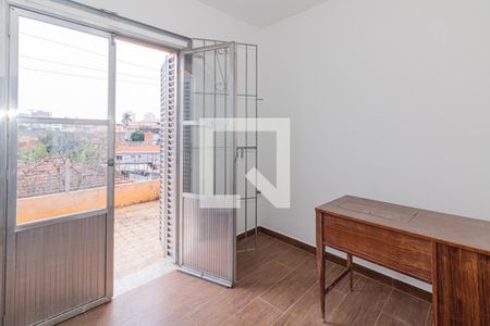 Quarto 2 de casa para alugar com 3 quartos, 150m² em Parque Vitória, São Paulo