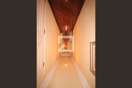 Apartamento à venda com 200m², 4 quartos e 3 vagasCorredor