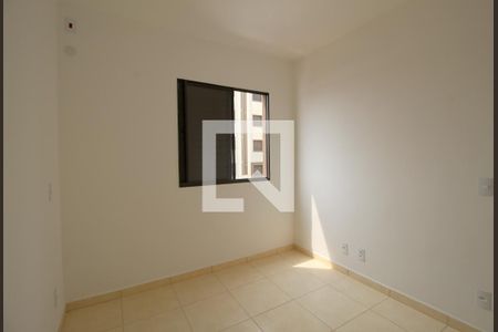 Quarto 2 de apartamento para alugar com 2 quartos, 42m² em Centro, Votorantim